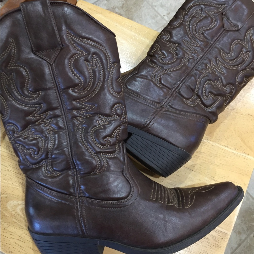 BROWN VEGAN LEATHER